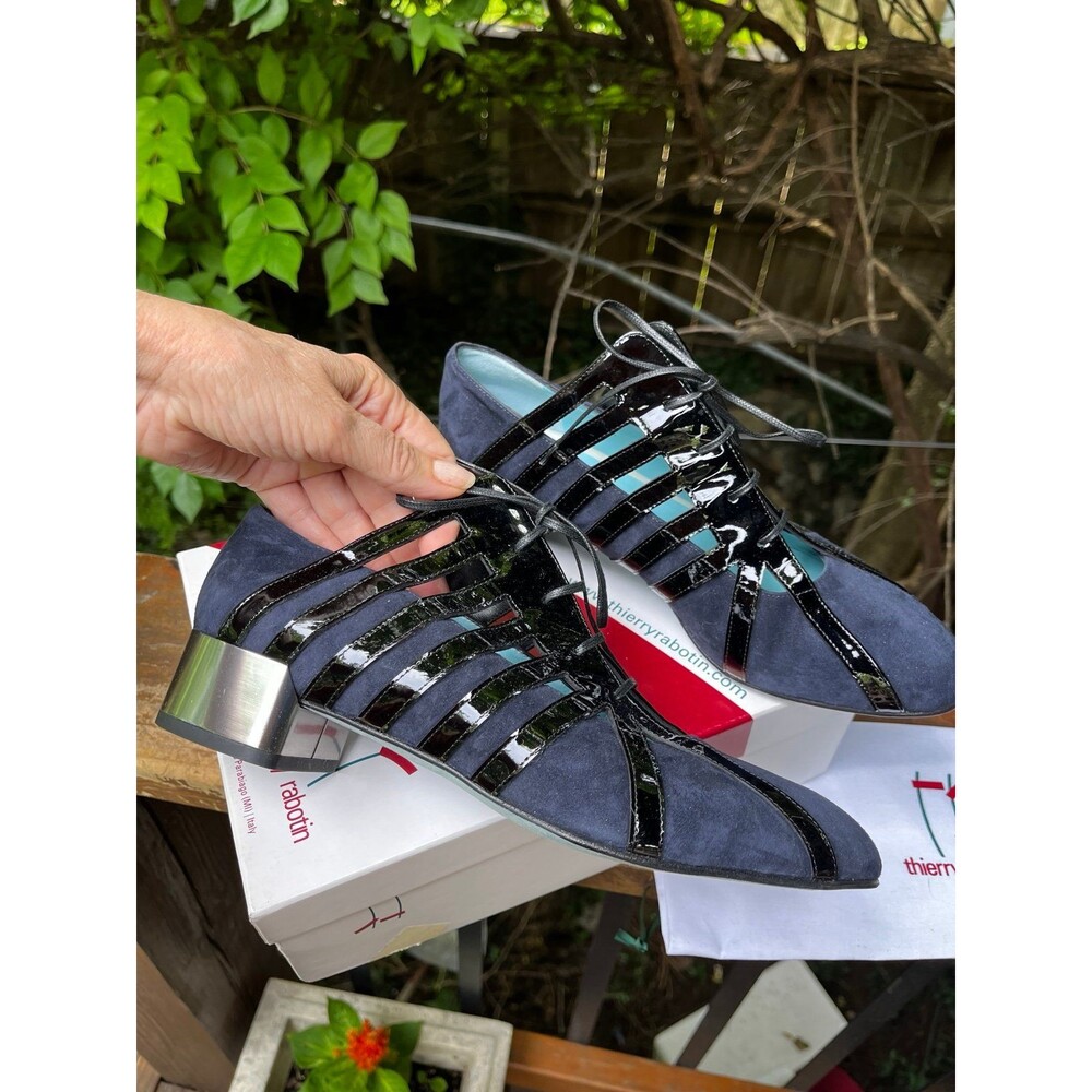 Thierry Rabotin Camoshin Nilde Lace Up Navy Suede & Blk W Silver Heels & box 39
